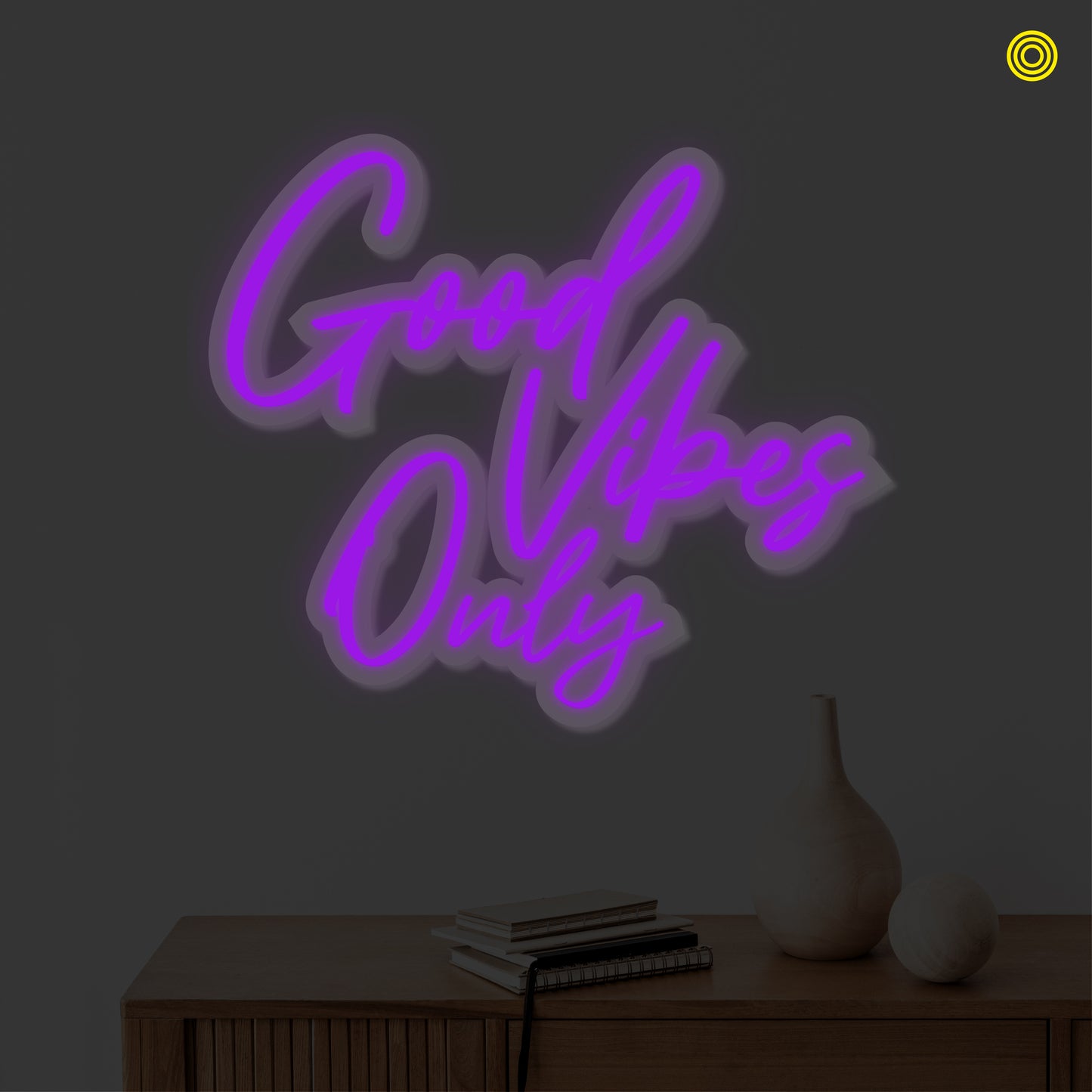 Good Vibes Only Neon-Schild mit modernem Design und energieeffizienter LED-Technologie, ideal für Wanddekoration und Events.
